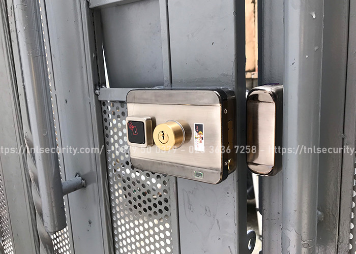 Lap-khoa-cong-van-tay-quan-ly-qua-app-tai-Nguyen-Thuong-Hien-quan-Go-Vap